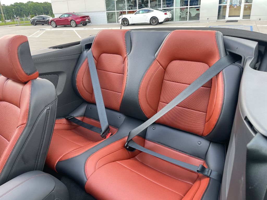 2025 Ford Mustang GT Premium Convertible - Photo 33