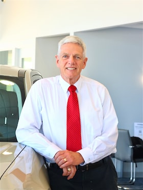 Staff member Richard Leonard from ID_fc08c7019f2a