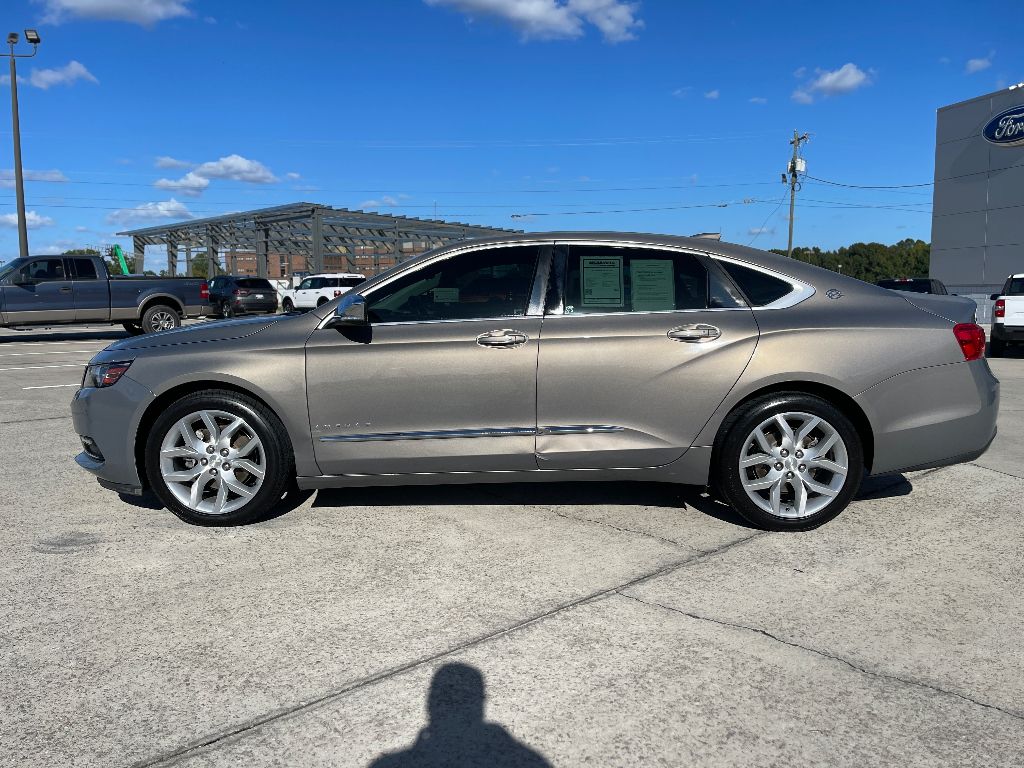 2017 Chevrolet Impala Premier photo 3
