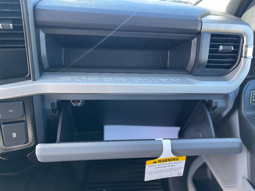 2026 Ford F-350 Super Duty XL - Photo 32