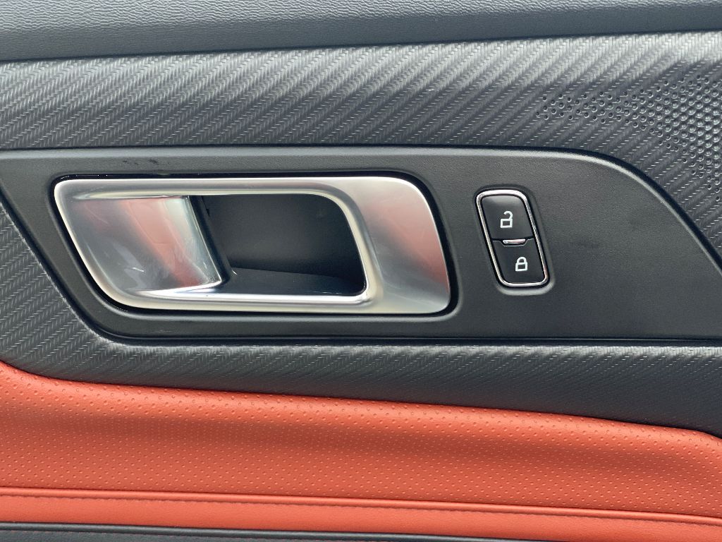 2025 Ford Mustang GT Premium Convertible - Photo 13