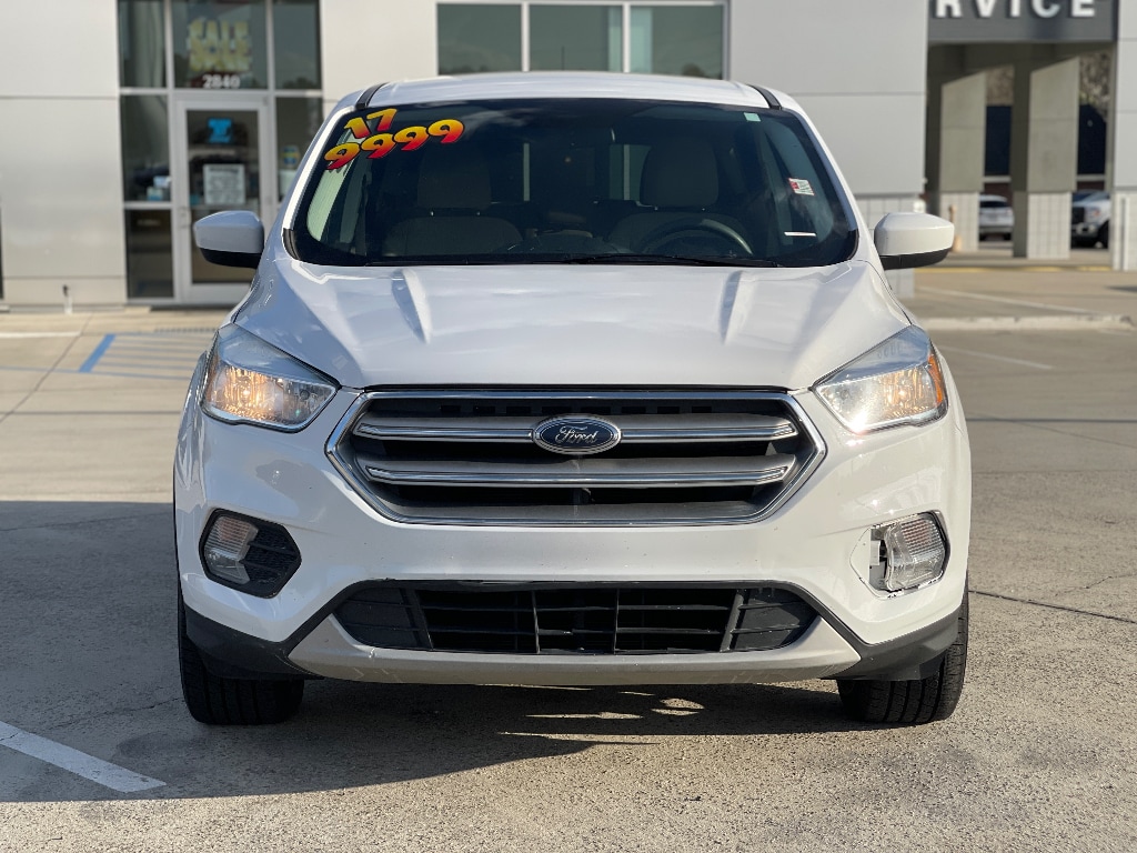 Used 2017 Ford Escape SE with VIN 1FMCU0GD3HUD35456 for sale in Orangeburg, SC