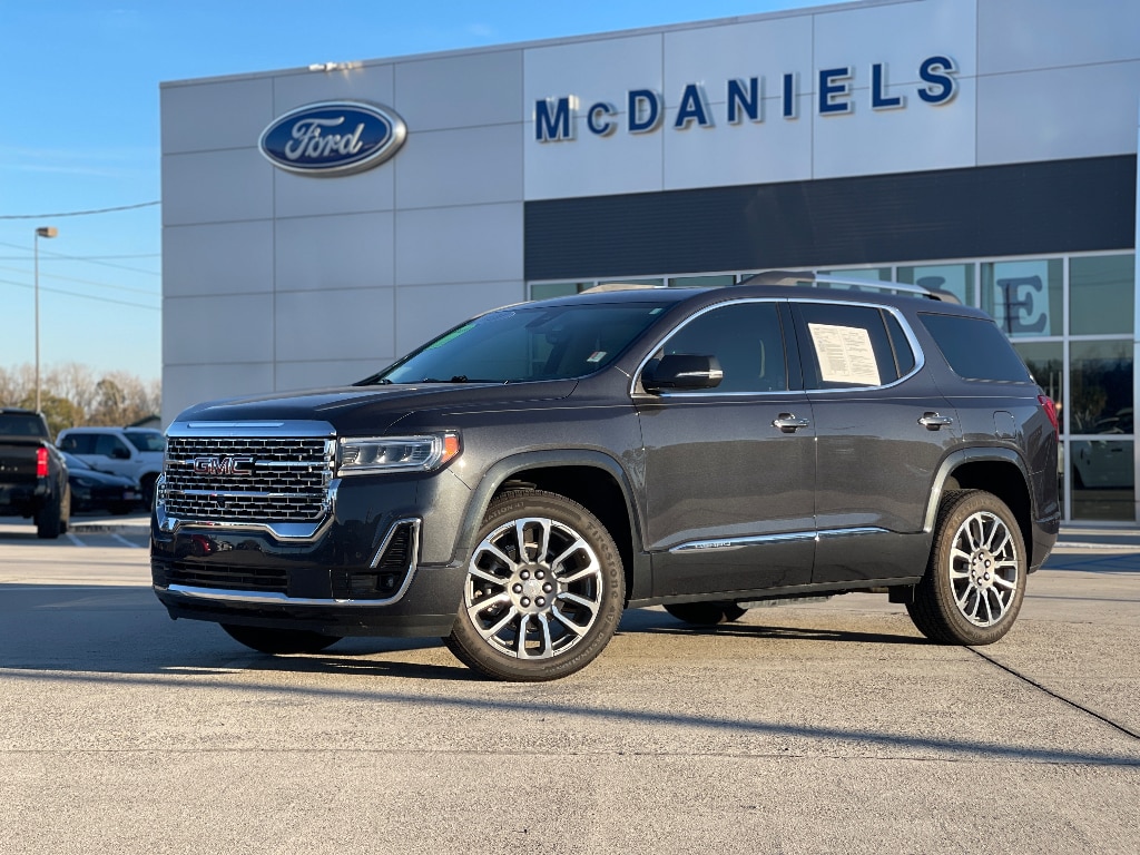 2021 GMC Acadia Denali's photo