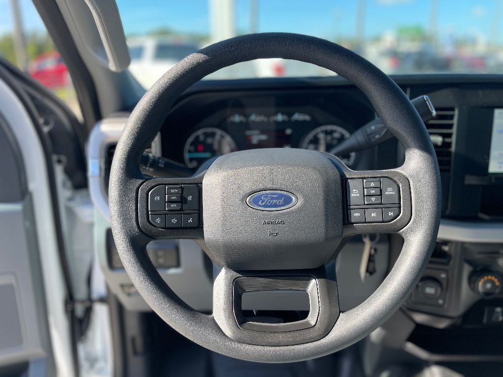 2026 Ford F-350 Super Duty XL - Photo 18