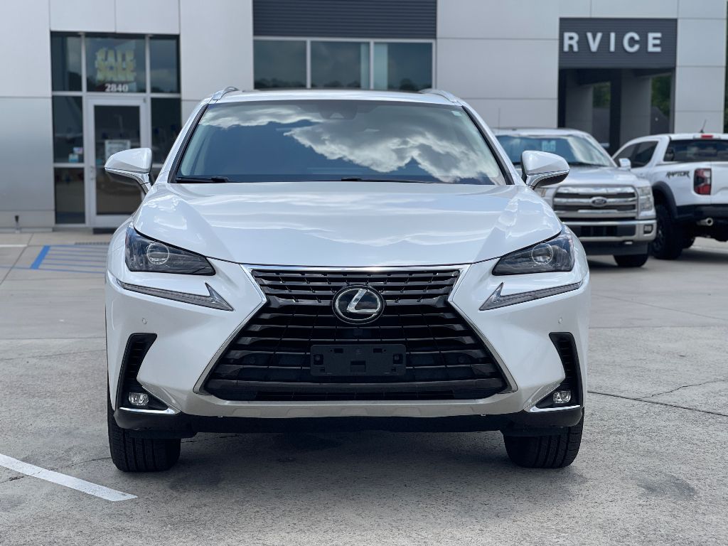 2021 Lexus NX 300 photo 2