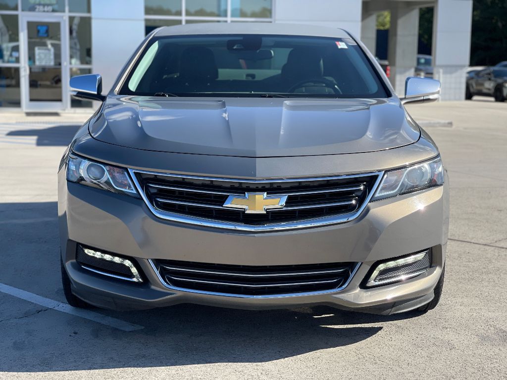 2017 Chevrolet Impala Premier photo 2