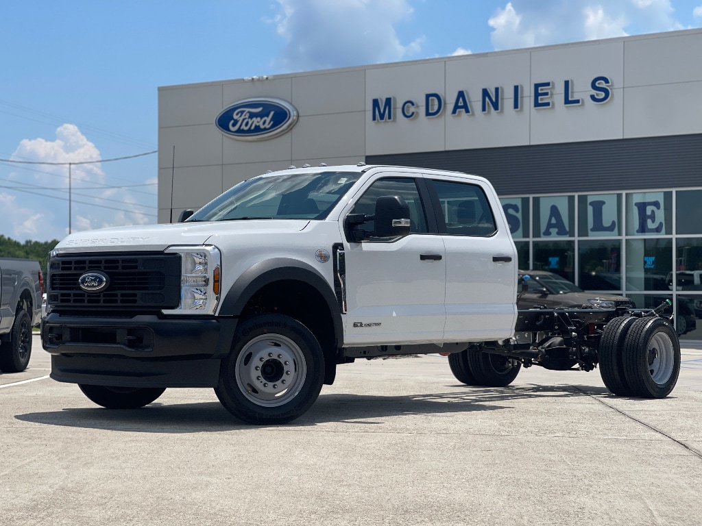 2026 Ford F-450 Chassis Truck Crew Cab 