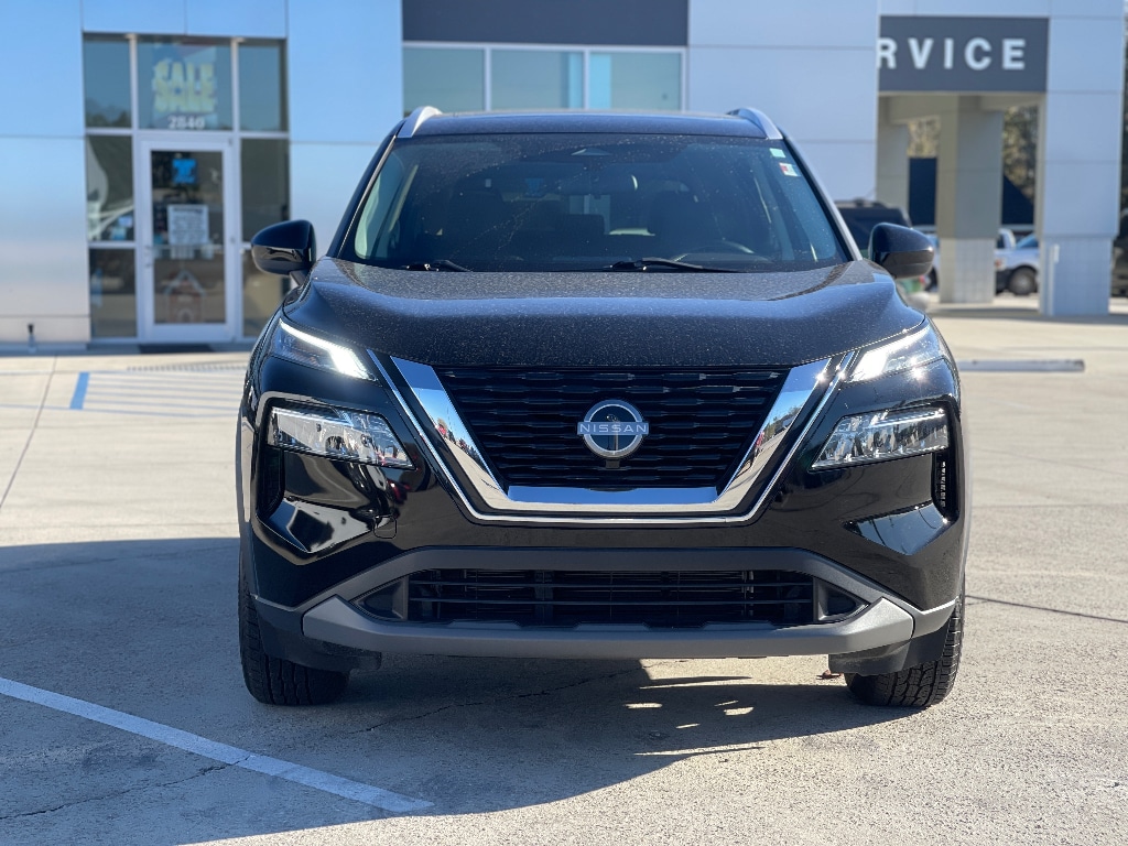Used 2023 Nissan Rogue SV SUV