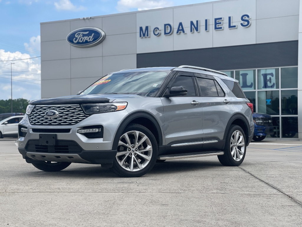 2023 Ford Explorer Platinum 4WD's photo
