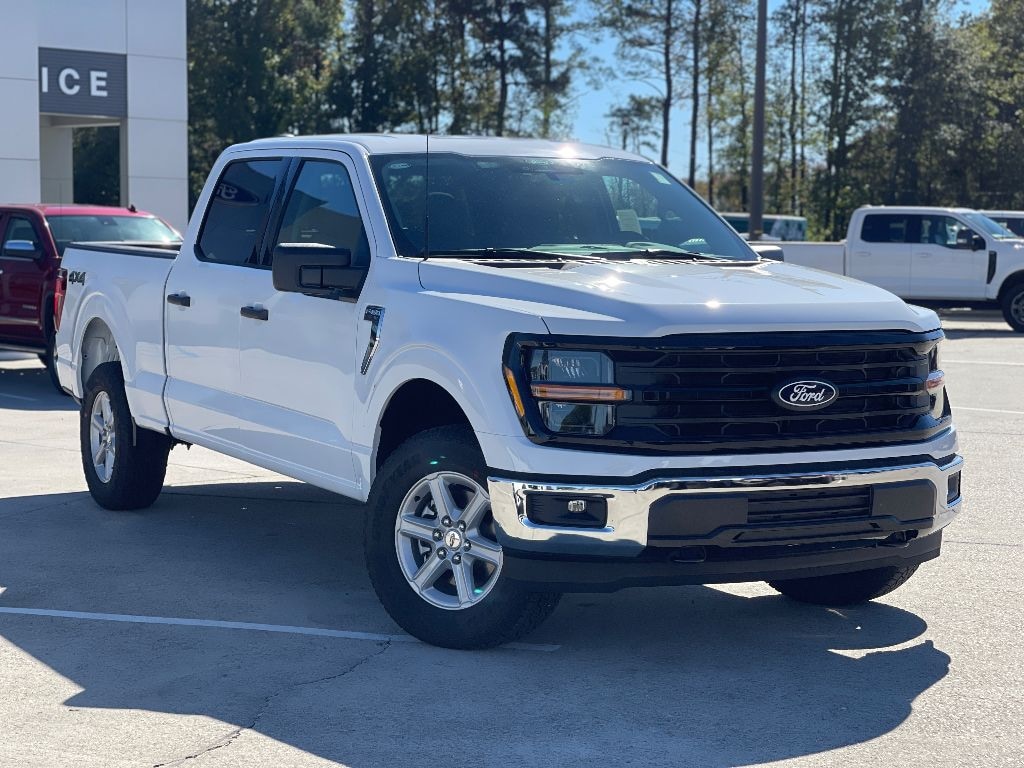 New 2025 Ford F-150 XLT Truck SuperCrew Cab