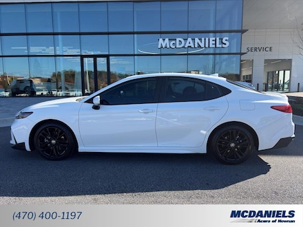 2025 Toyota Camry SE Sedan