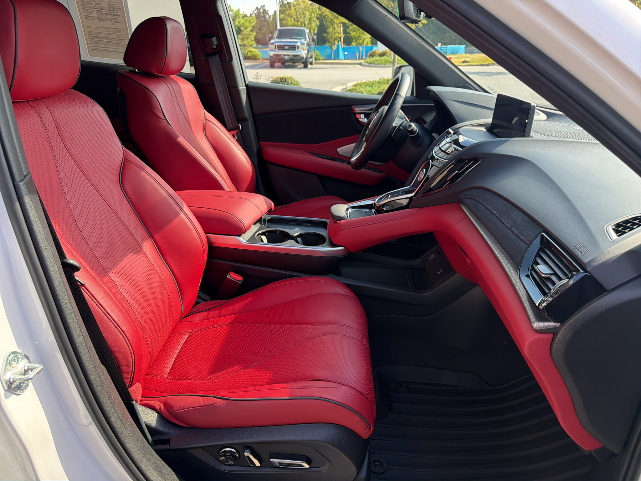 RDX 7月31日割引　明日消します 2025 Acura RDX A-Spec w/ Advance Package | CarEdge | CarEdge