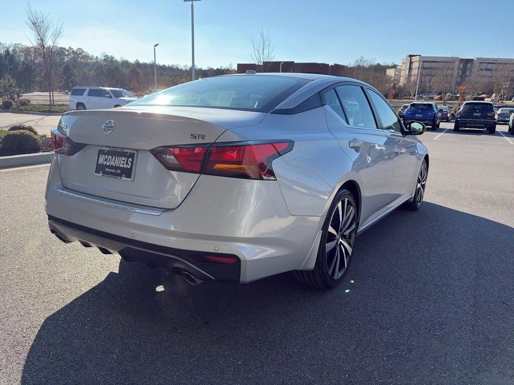 Used 2022 Nissan Altima 2.5 SR Sedan