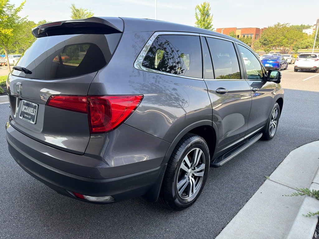 Used 2017 Honda Pilot EX FWD SUV