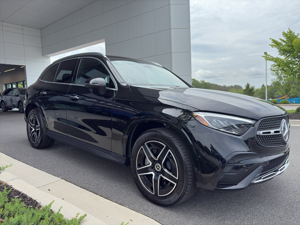 Used 2025 Mercedes-Benz GLC 300 4MATIC SUV