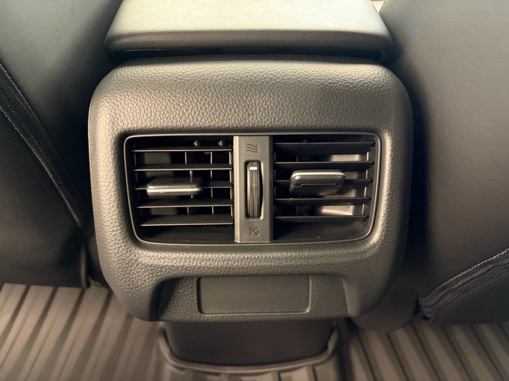 2025 Acura ADX Base - Photo 18