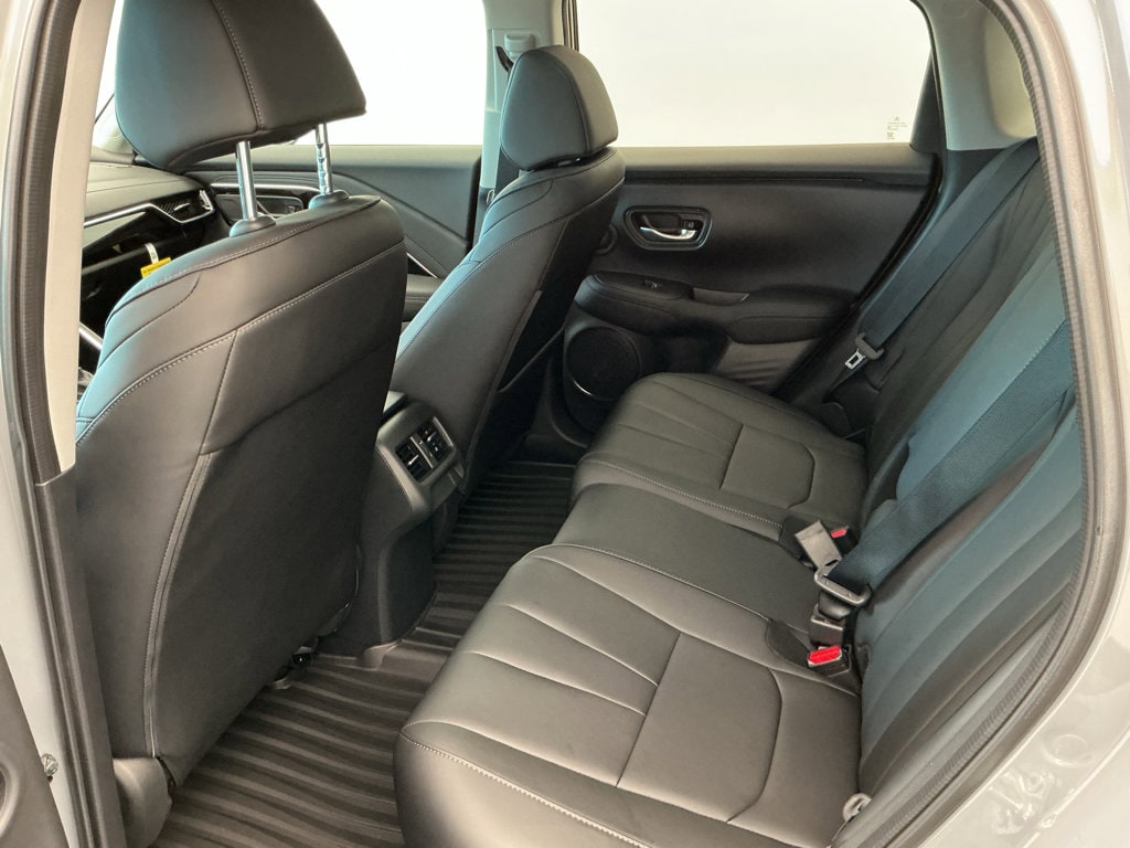 2025 Acura ADX Base - Photo 16