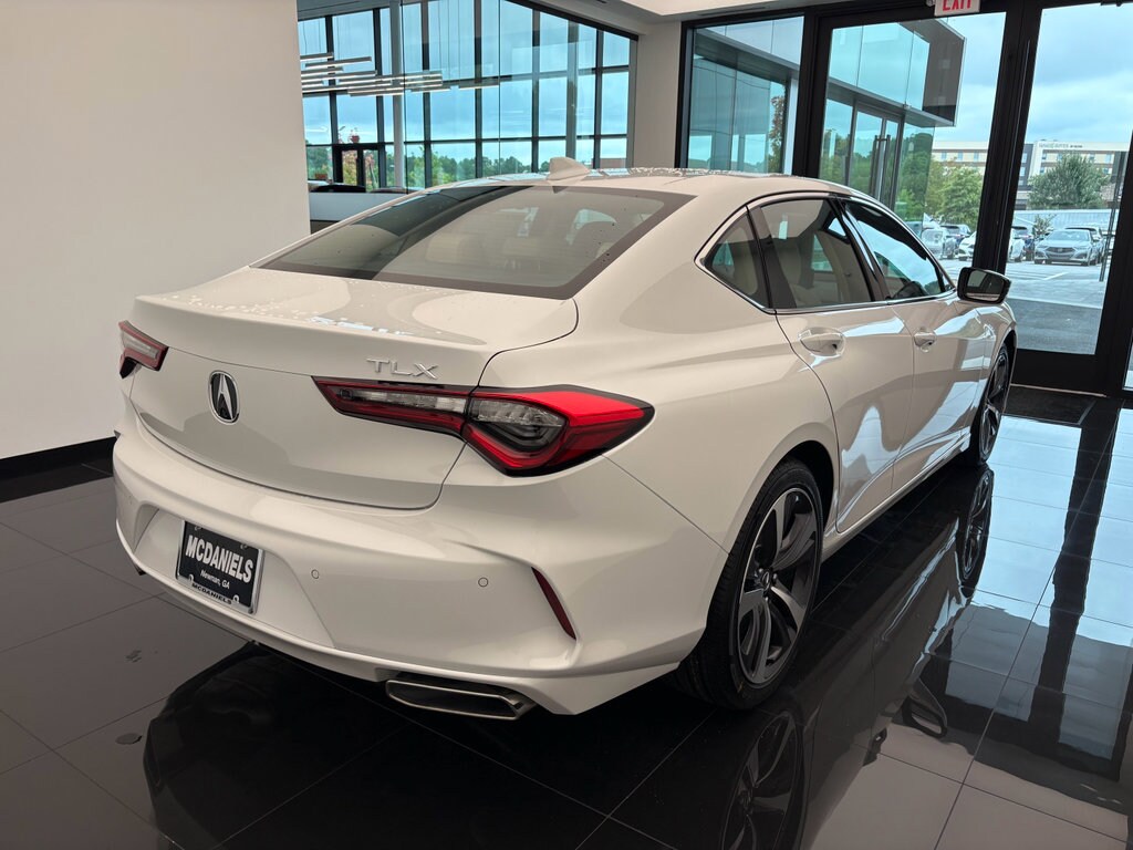2025 Acura TLX Technology photo 4