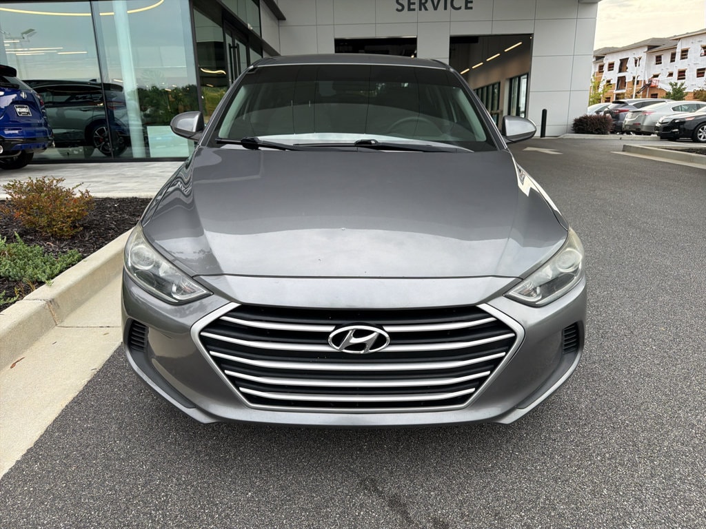 Used 2018 Hyundai Elantra SE Sedan