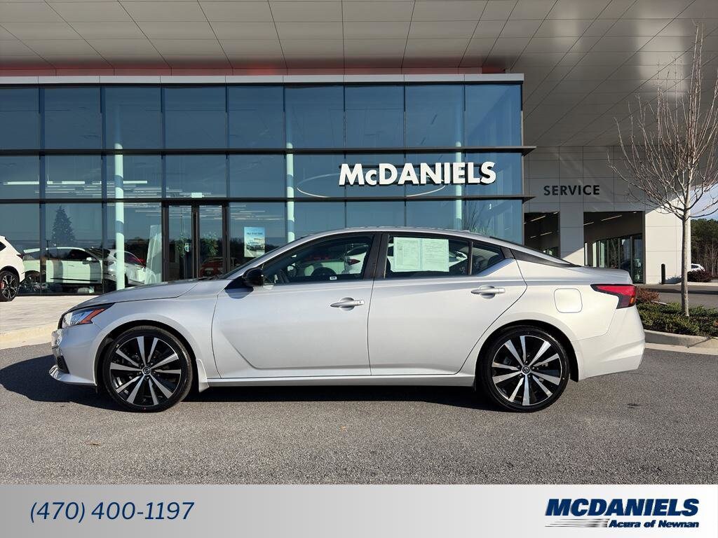 Used 2022 Nissan Altima 2.5 SR Sedan