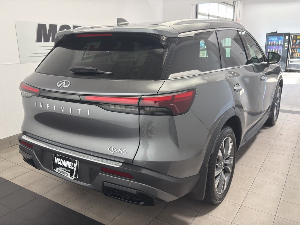 Used 2023 INFINITI QX60 Luxe Sport Utility