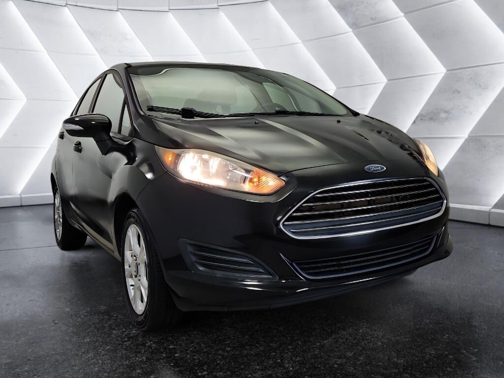 Used 2016 Ford Fiesta SE Sedan