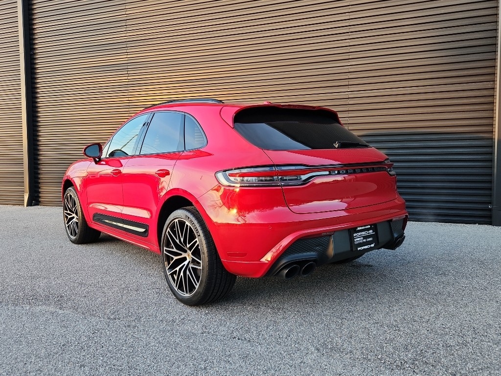 Certified 2024 Porsche Macan Base Sport Utility