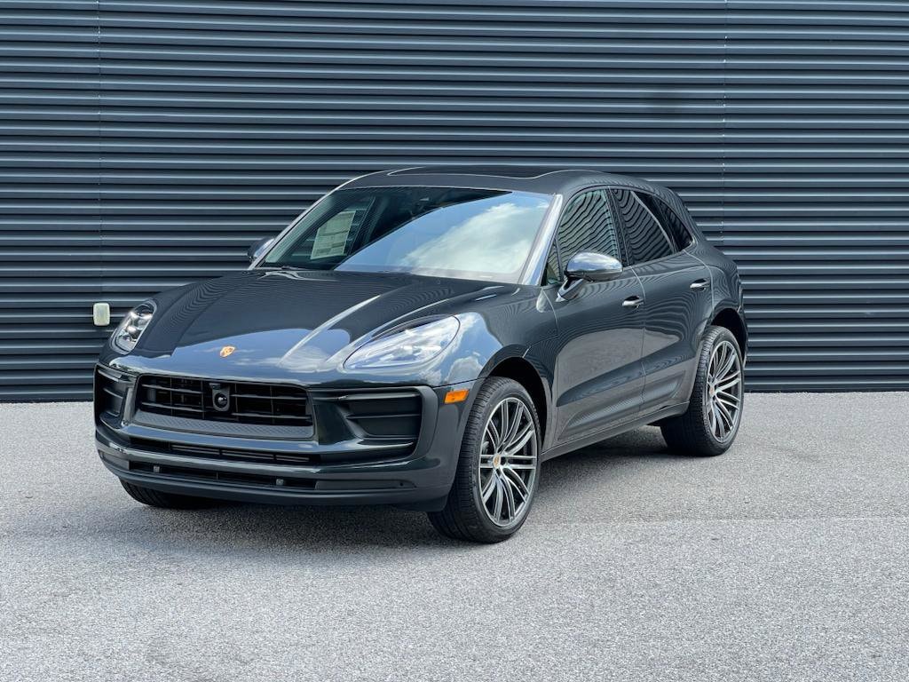 2025 Porsche Macan