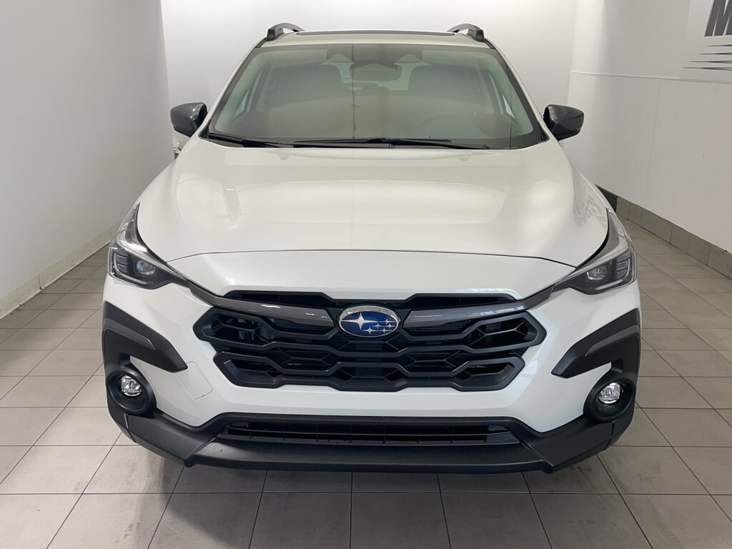 2025 Subaru Crosstrek Limited photo 3