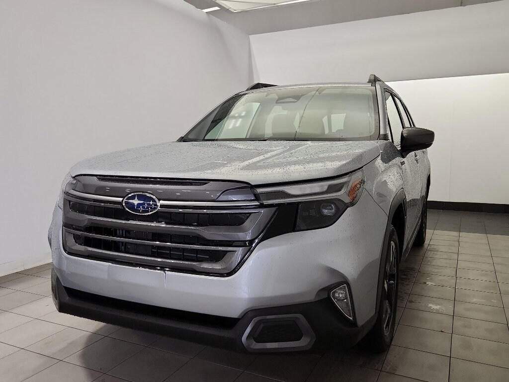 New 2025 Subaru Forester Hybrid Limited SUV