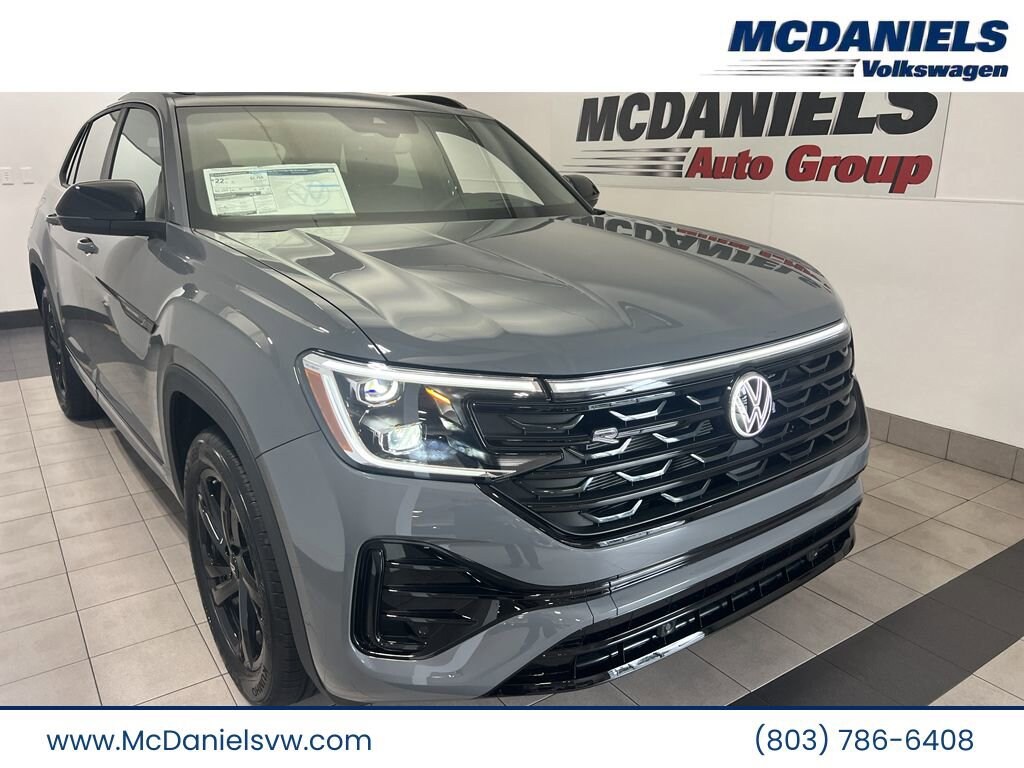 New 2026 Volkswagen Atlas Cross Sport 2.0T SEL R-Line Black 2.0T SEL R-Line Black 4MOTION