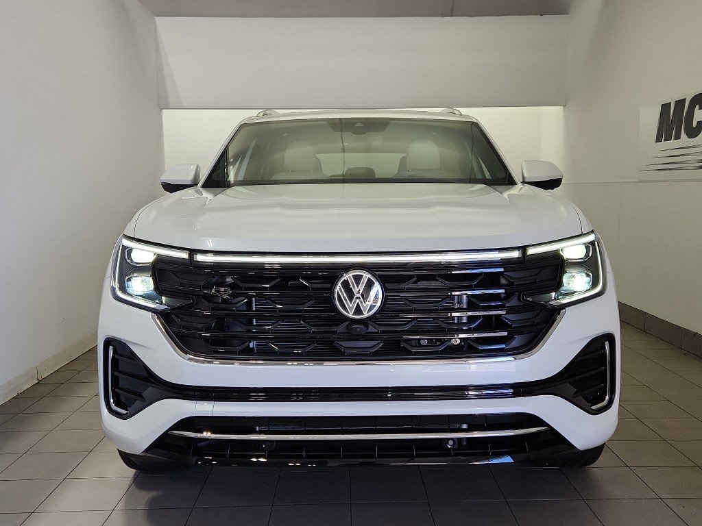 New 2026 Volkswagen Atlas Cross Sport 2.0T SEL Premium R-Line SUV