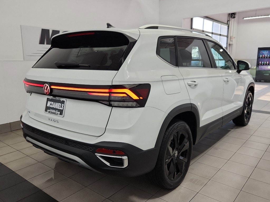 New 2026 Volkswagen Taos 1.5T SE SUV