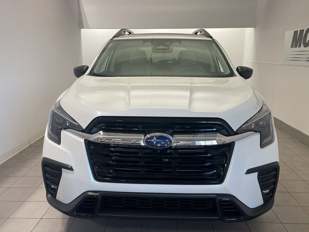 2026 Subaru Ascent Limited photo 3