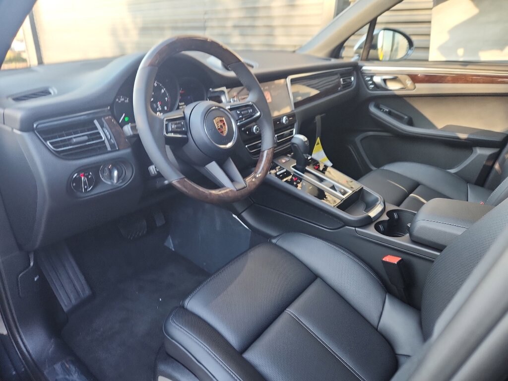 New 2026 Porsche Macan SUV