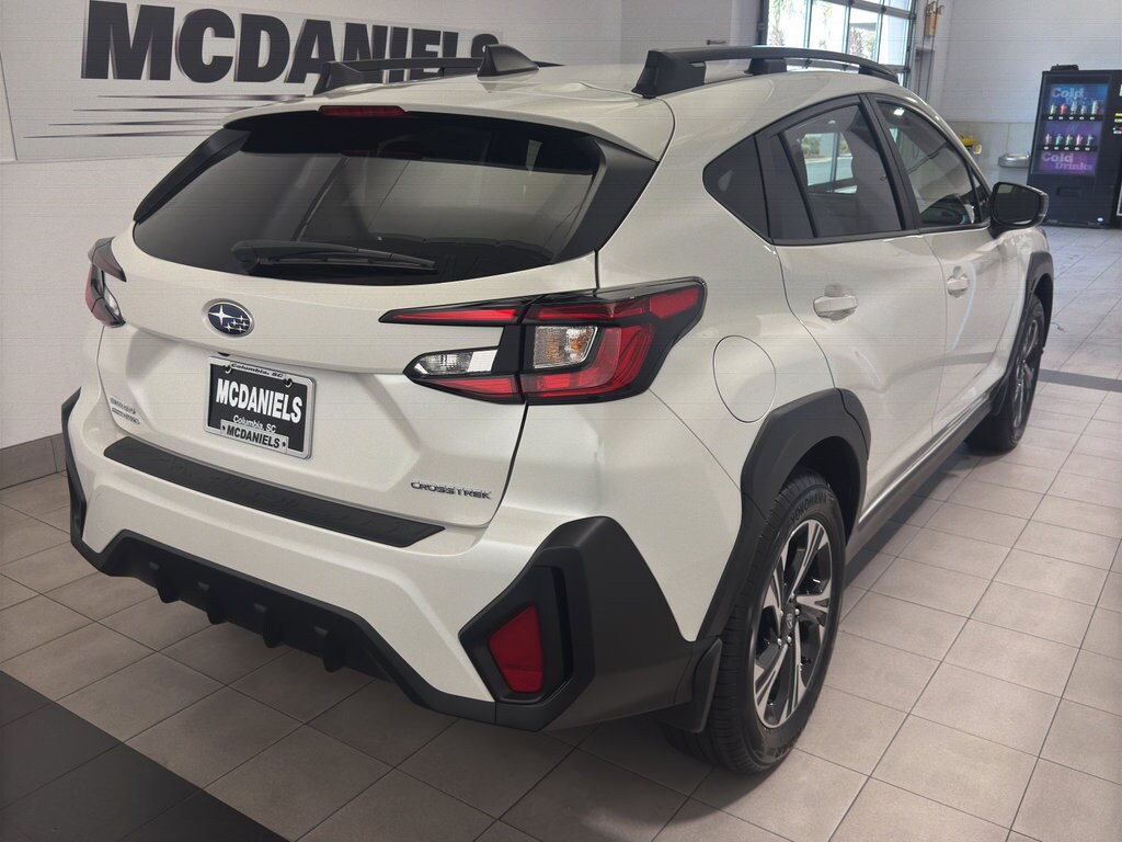 2025 Subaru Crosstrek Premium photo 4