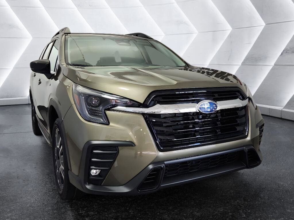 New 2025 Subaru Ascent Limited 7-Passenger SUV