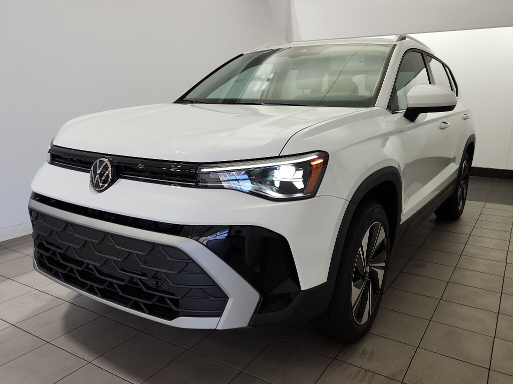 New 2026 Volkswagen Taos 1.5T SE SUV