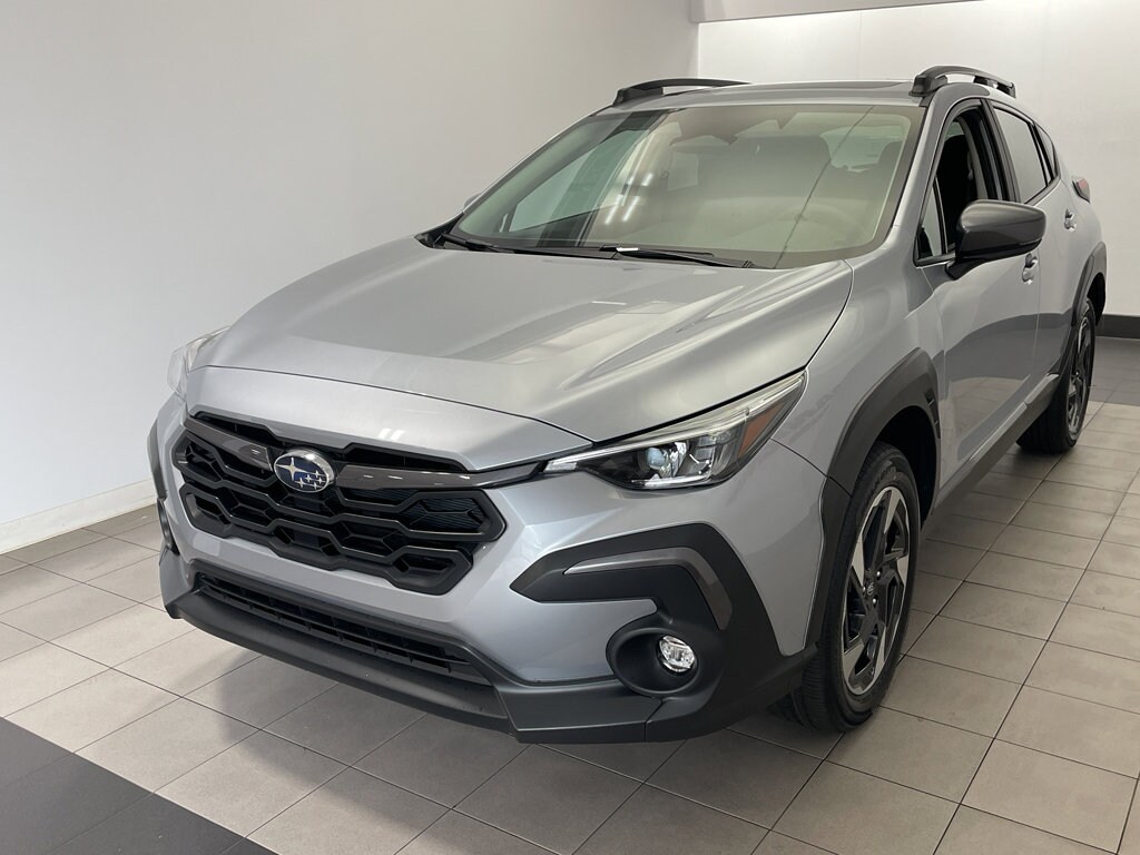 2025 Subaru Crosstrek Limited photo 2