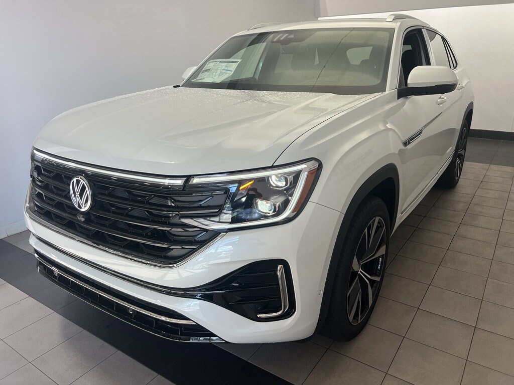 New 2026 Volkswagen Atlas Cross Sport 2.0T SEL Premium R-Line 2.0T SEL Premium R-Line 4MOTION