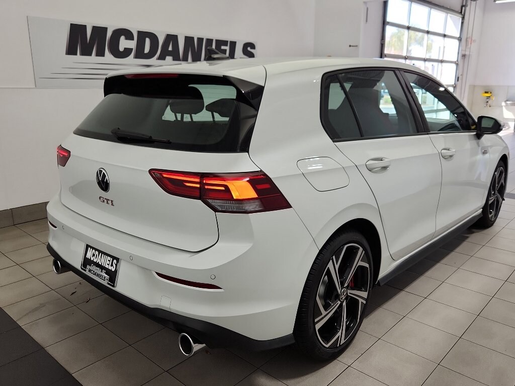 New 2025 Volkswagen Golf GTI 2.0T SE Hatchback