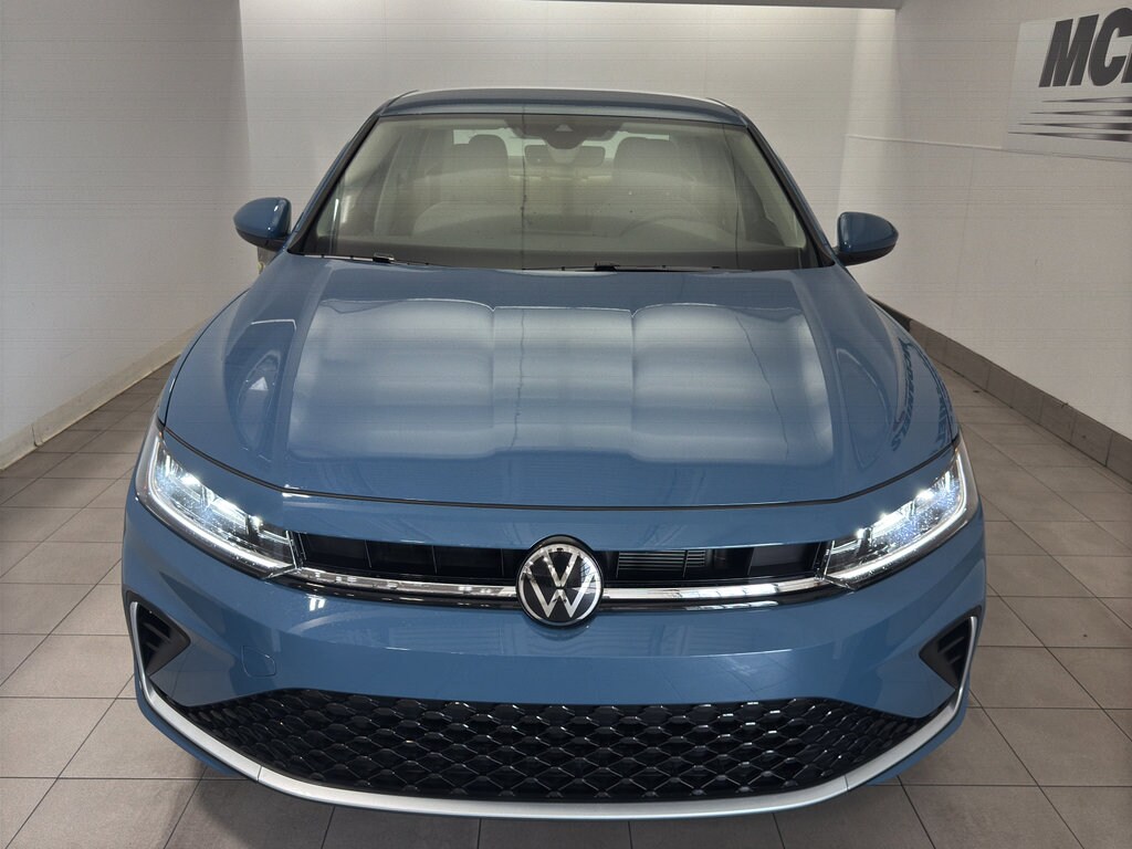 2025 Volkswagen Jetta 1.5T S photo 3