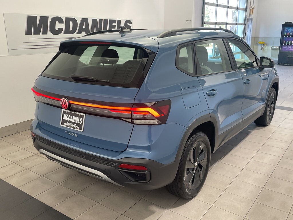 New 2025 Volkswagen Taos 1.5T S SUV