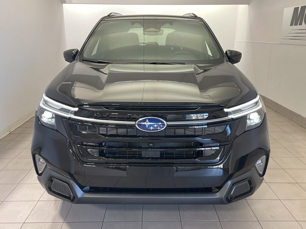 2026 Subaru Forester Touring photo 3