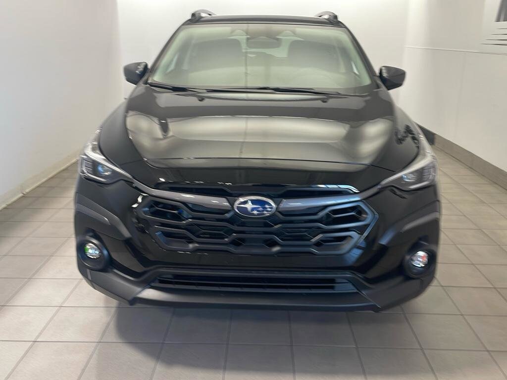2025 Subaru Crosstrek Limited photo 3