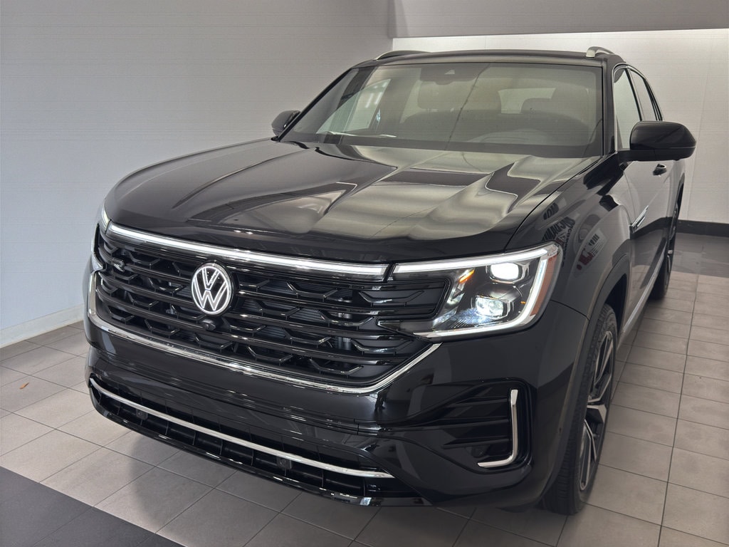 New 2025 Volkswagen Atlas Cross Sport 2.0T SEL Premium R-Line SUV