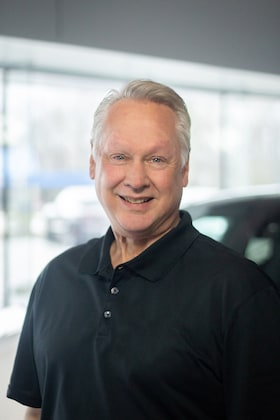 Staff member Robert Liptak from ID_db512fbc88e5