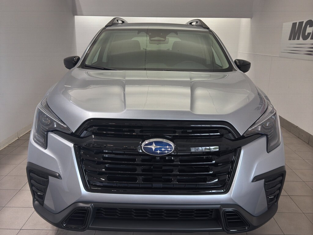 2025 Subaru Ascent Onyx Edition Touring photo 3