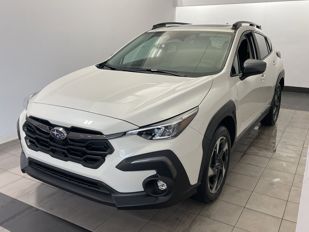 2025 Subaru Crosstrek Limited photo 2