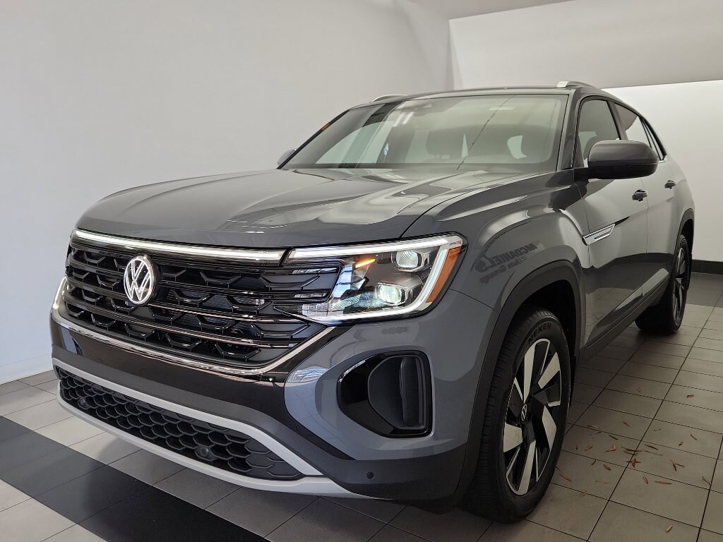New 2026 Volkswagen Atlas Cross Sport 2.0T SE w/Technology SUV